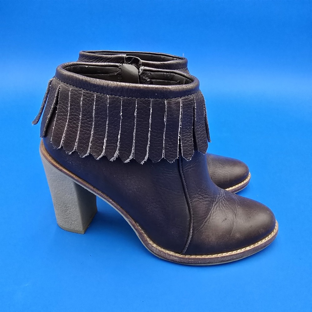 Antonio Melani Brown Leather Fringed Fashion Ankle Boots 7.5‎